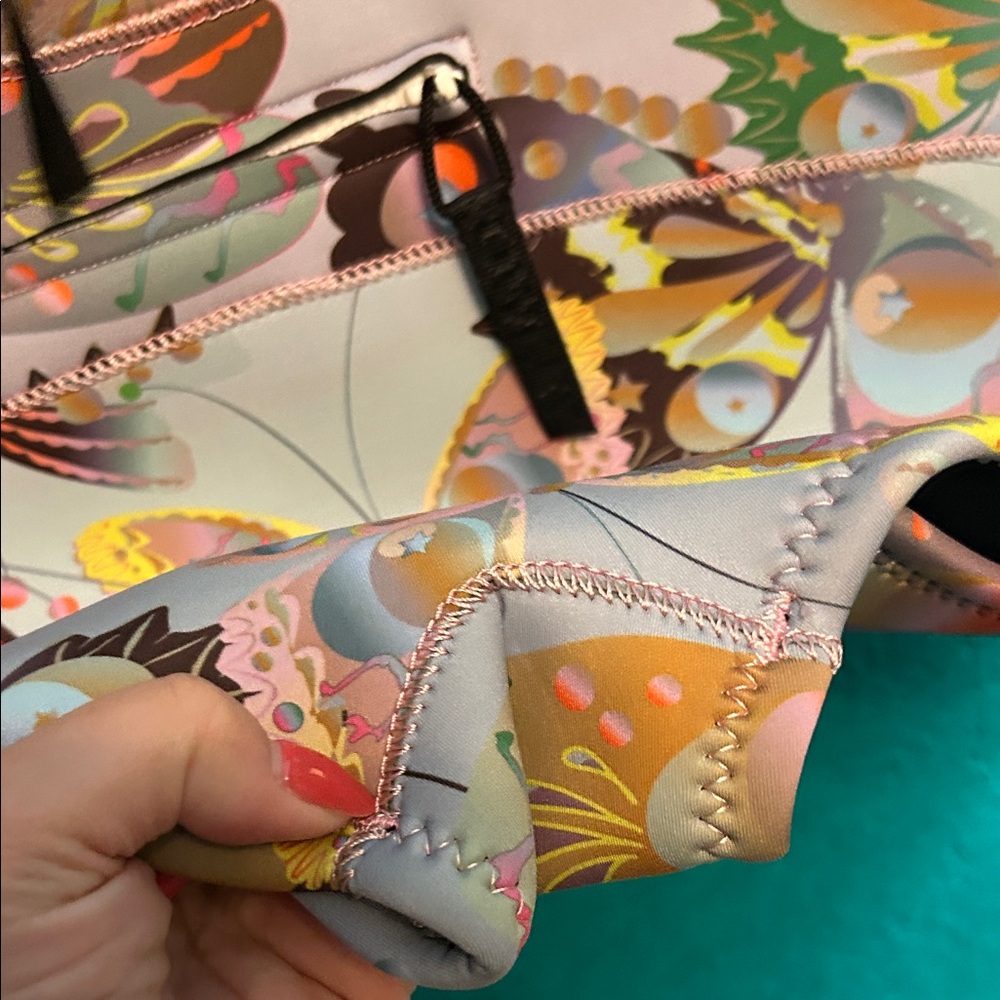Cynthia Rowley Floral swim wetsuit NWT! - Picture 6 of 10